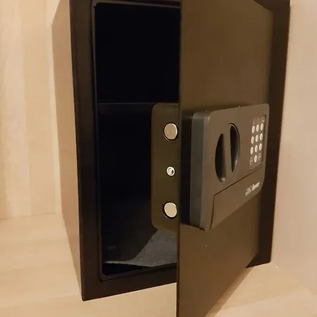 Nelkenberg 3-wohnen In Eberts Kaffeerosterei * غوتا